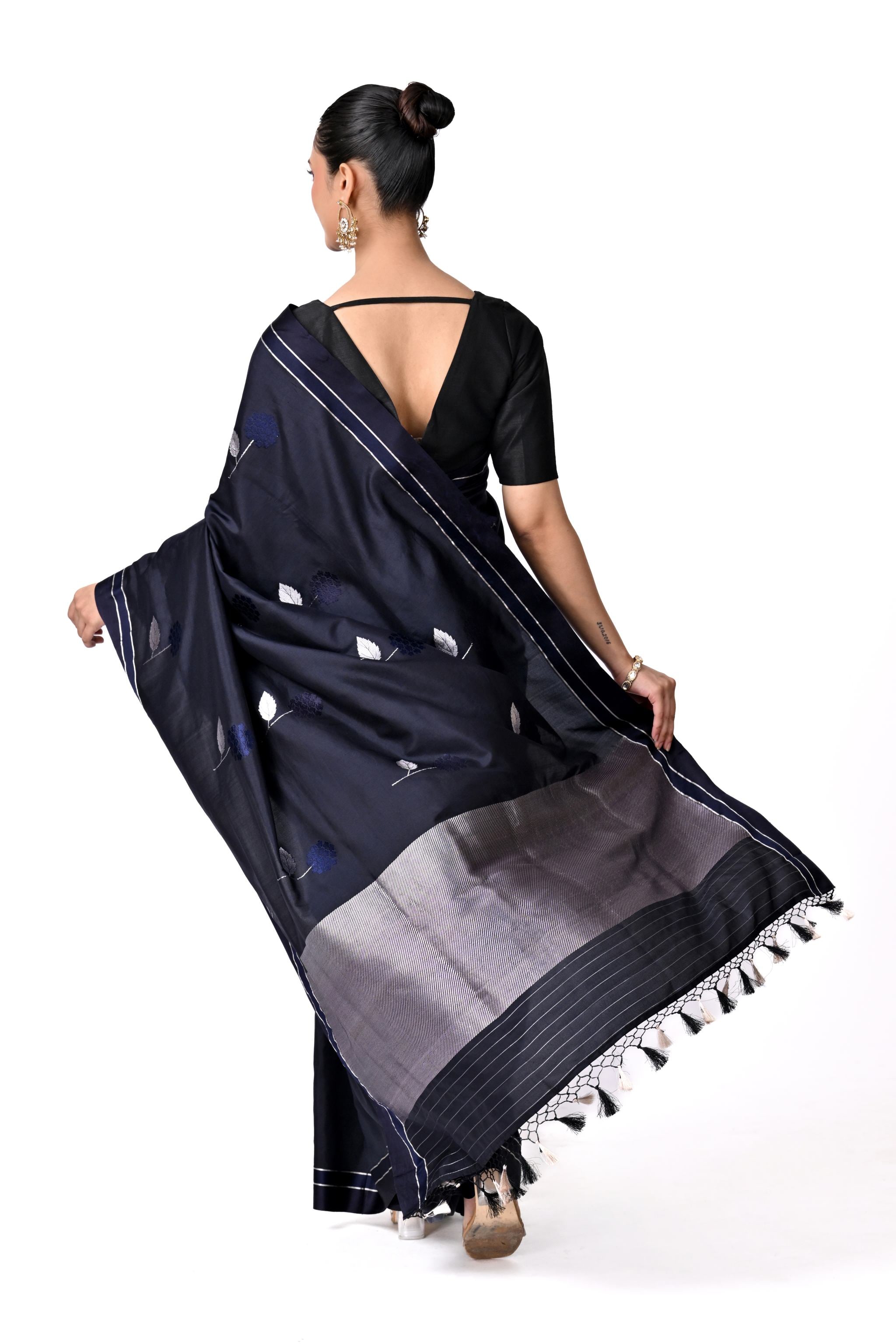 Black & Silver Botanical Design