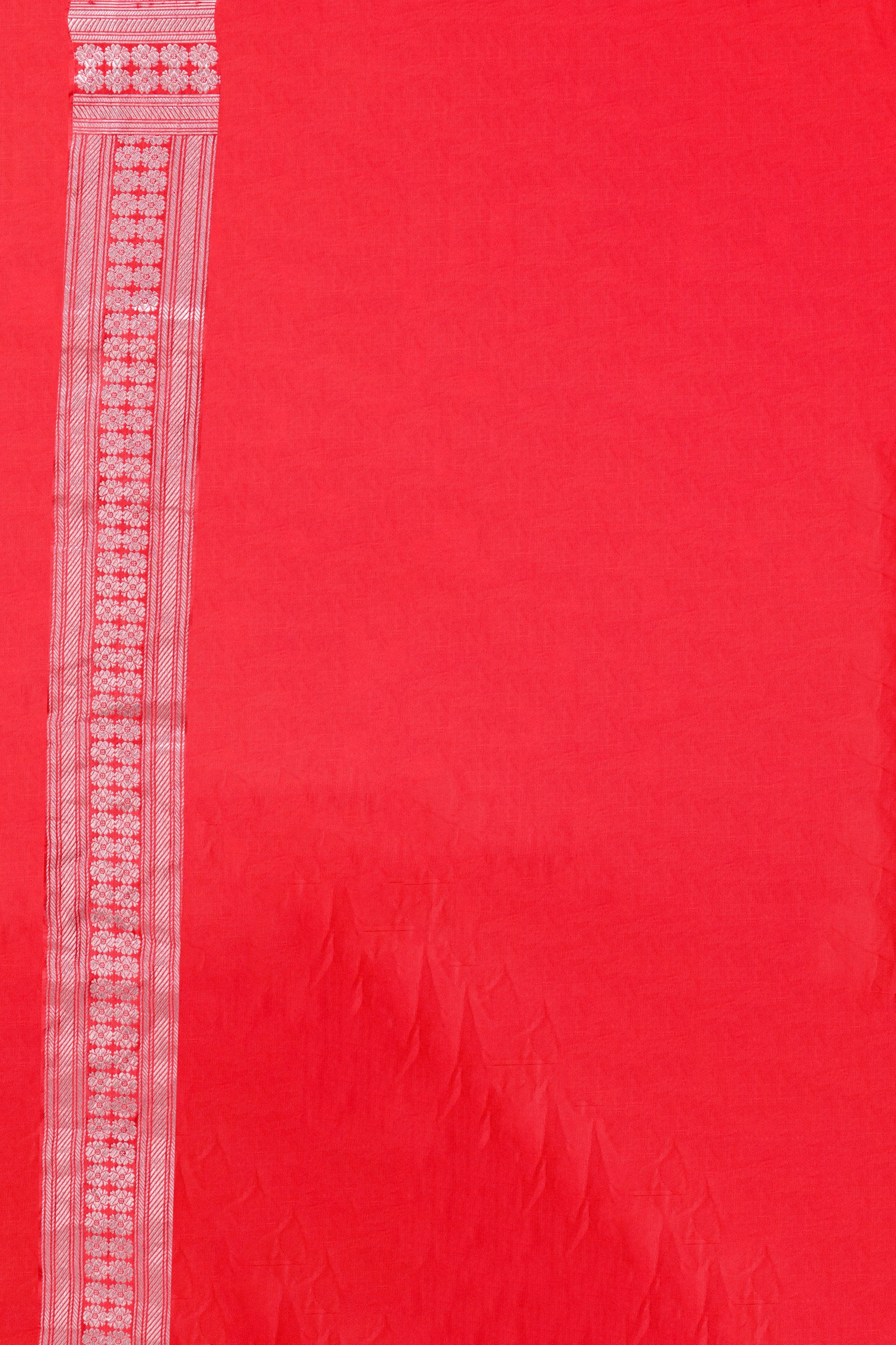 Red Gajji Silk Saree with Floral Motifs