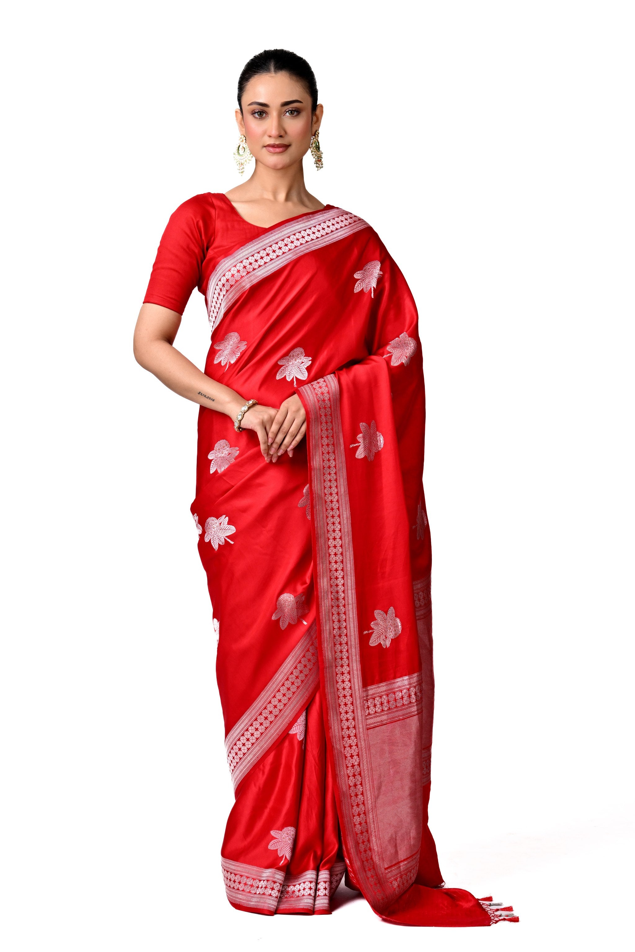 Red Gajji Silk Saree with Floral Motifs