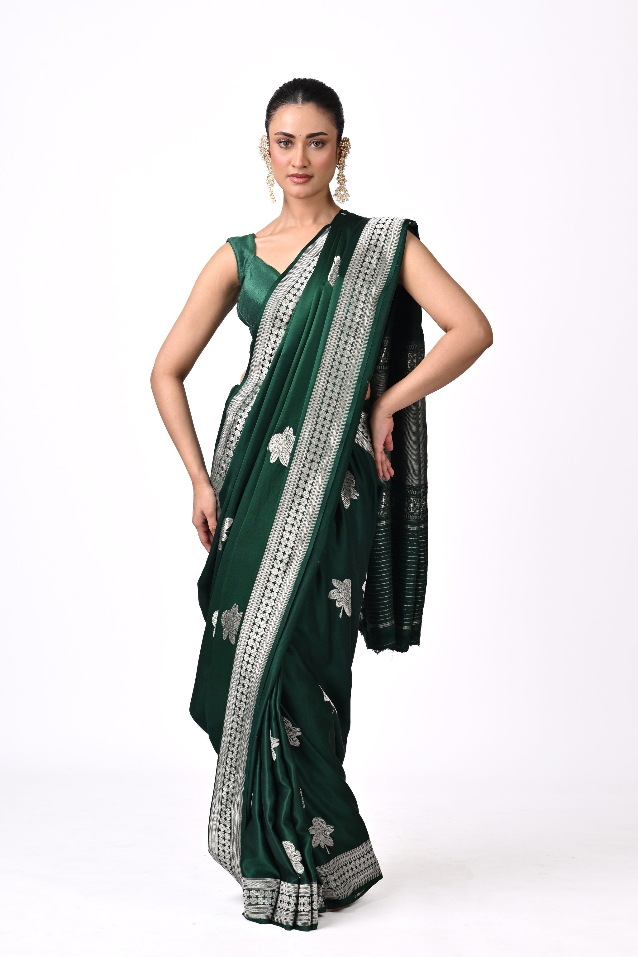 Silk Saree in Deep Emerald with Silver Motif