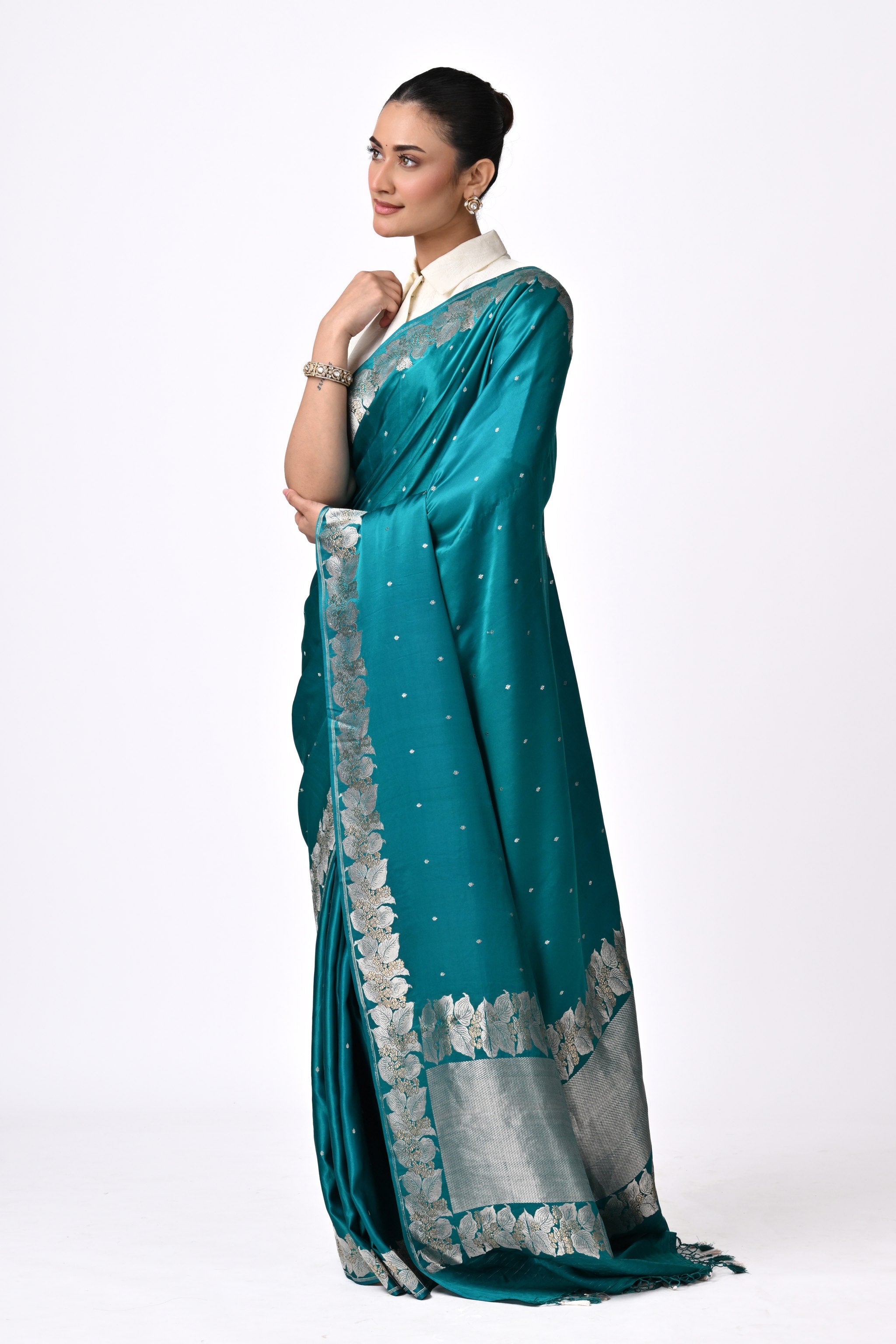 Teal Blue Pure Gaji Silk Saree with Scalloped Floral Border